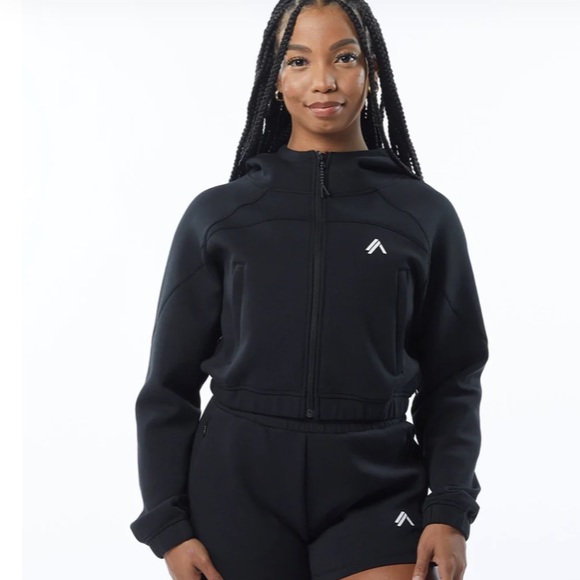 Alphalete Elements Crop Zip Jacket - Picture 3 of 11